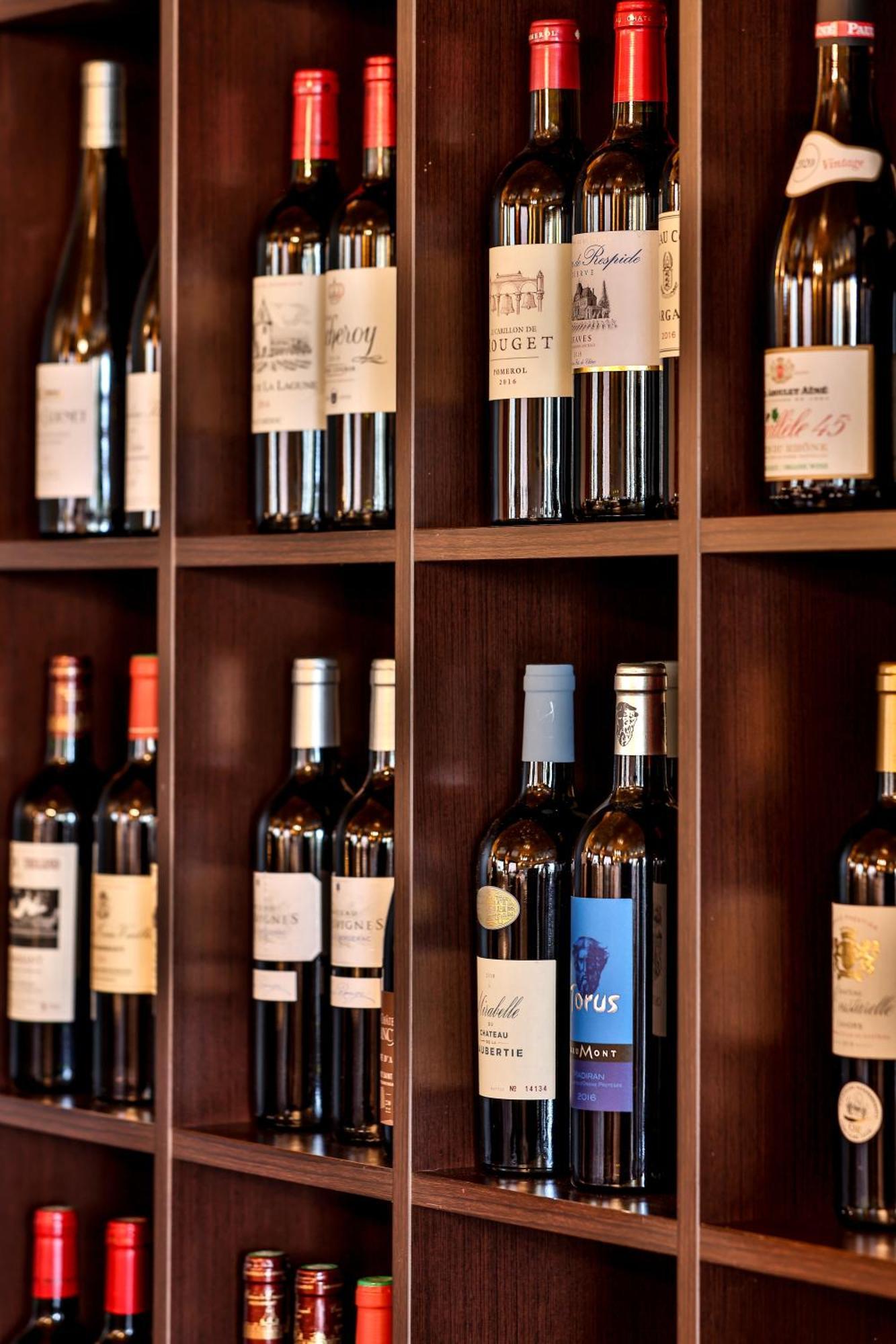 Logis Hotel-Restaurant Les Voyageurs La Coquille Kültér fotó