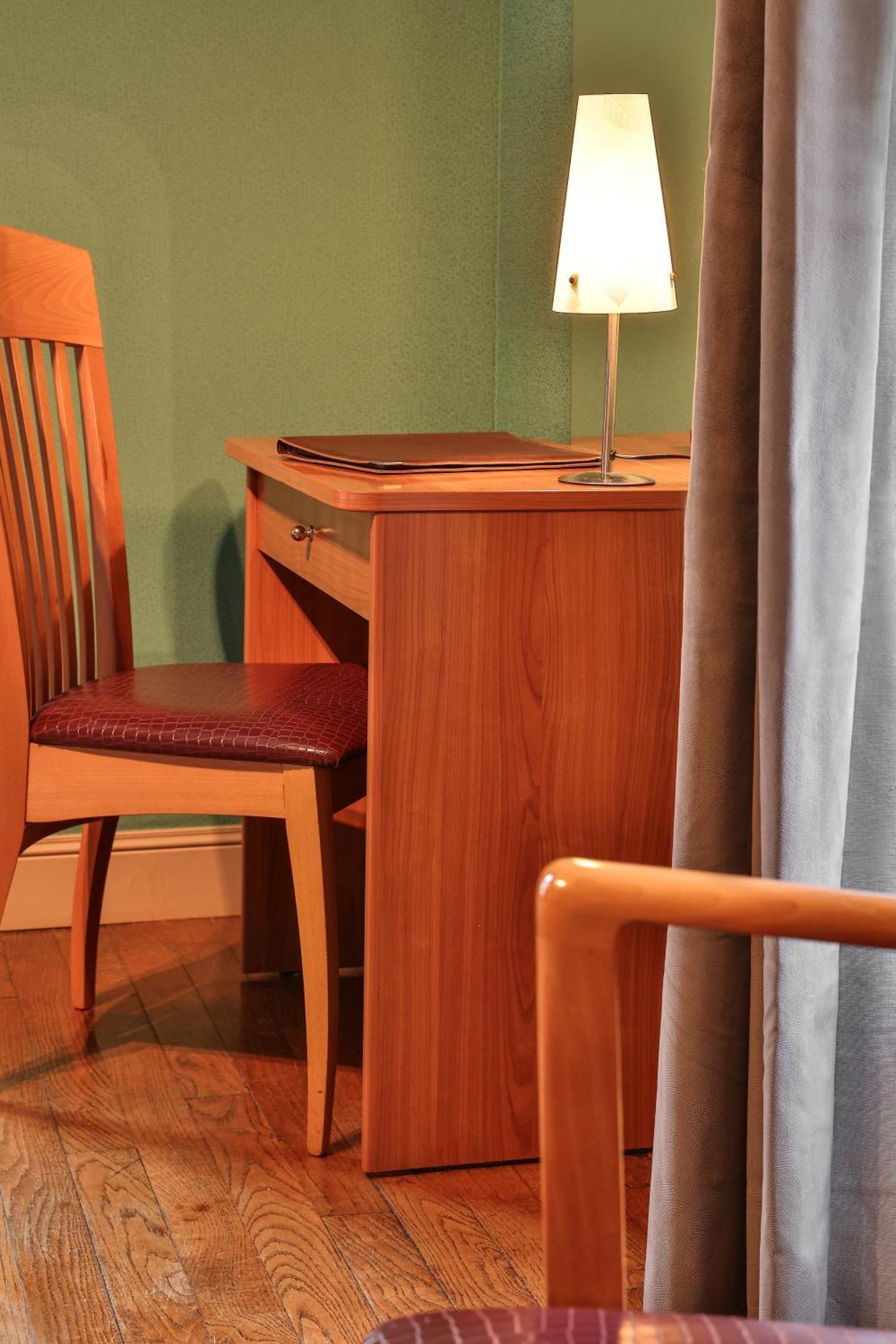 Logis Hotel-Restaurant Les Voyageurs La Coquille Kültér fotó