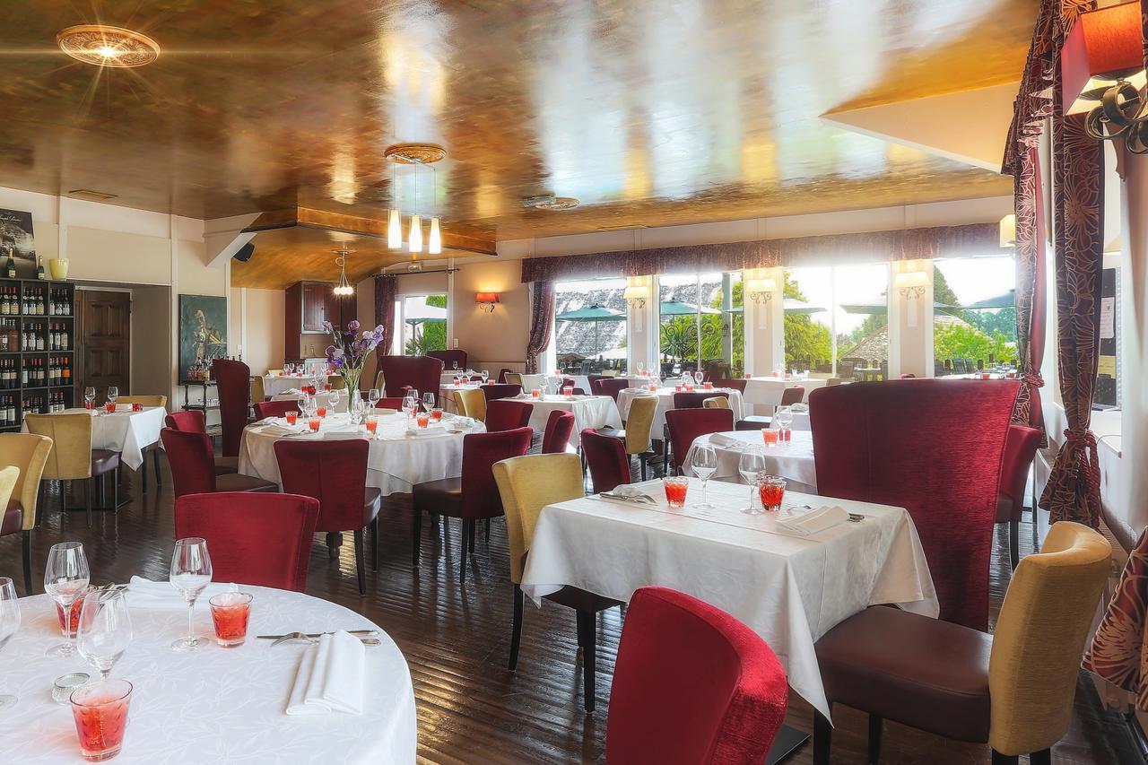 Logis Hotel-Restaurant Les Voyageurs La Coquille Kültér fotó